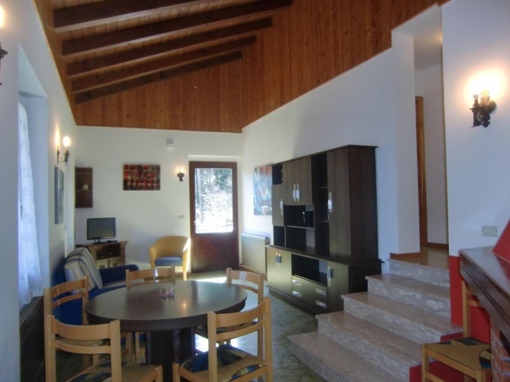 Casa Ambra Apartman Val Maria-Pur Szoba fotó